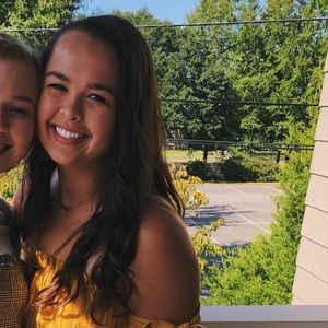 Meet your Posher, Hadley